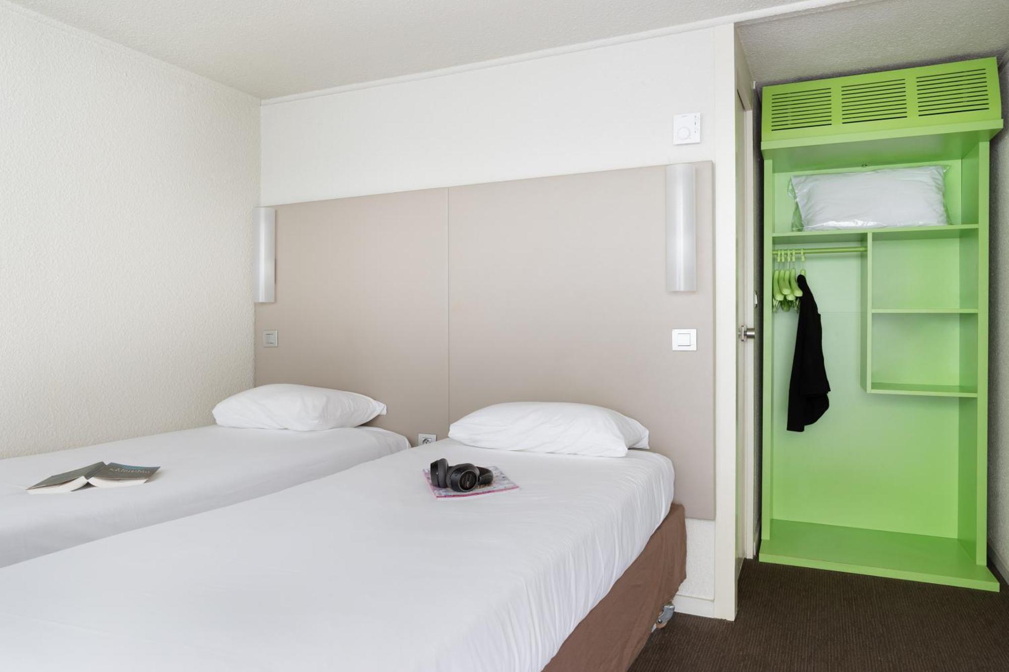 Hotel Morangis Orly Exterior photo